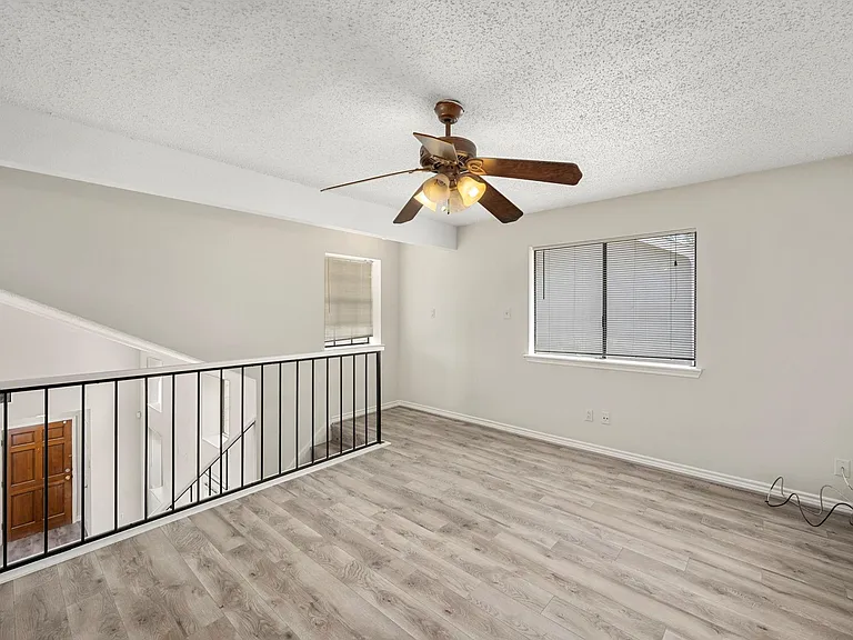 15419 Scenic Haven Dr — Photo 19