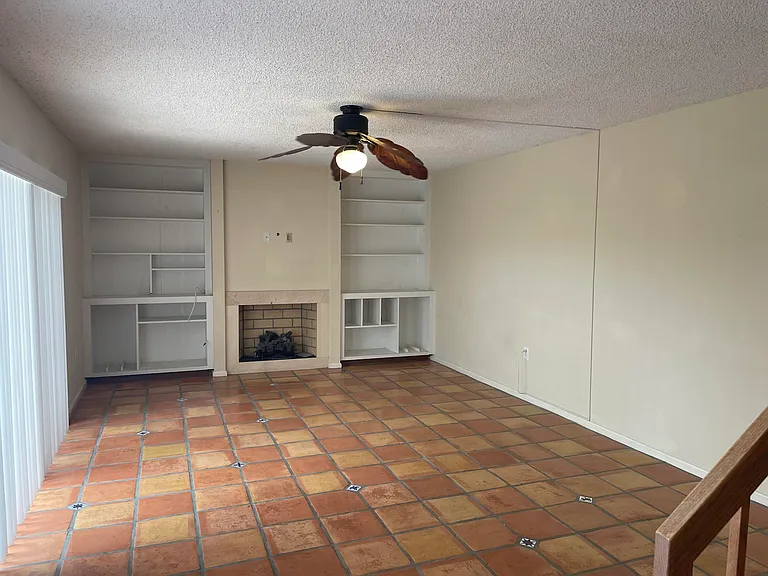 713 7th Ct — Photo 3