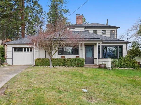 605 Elkader St, Ashland, OR 97520