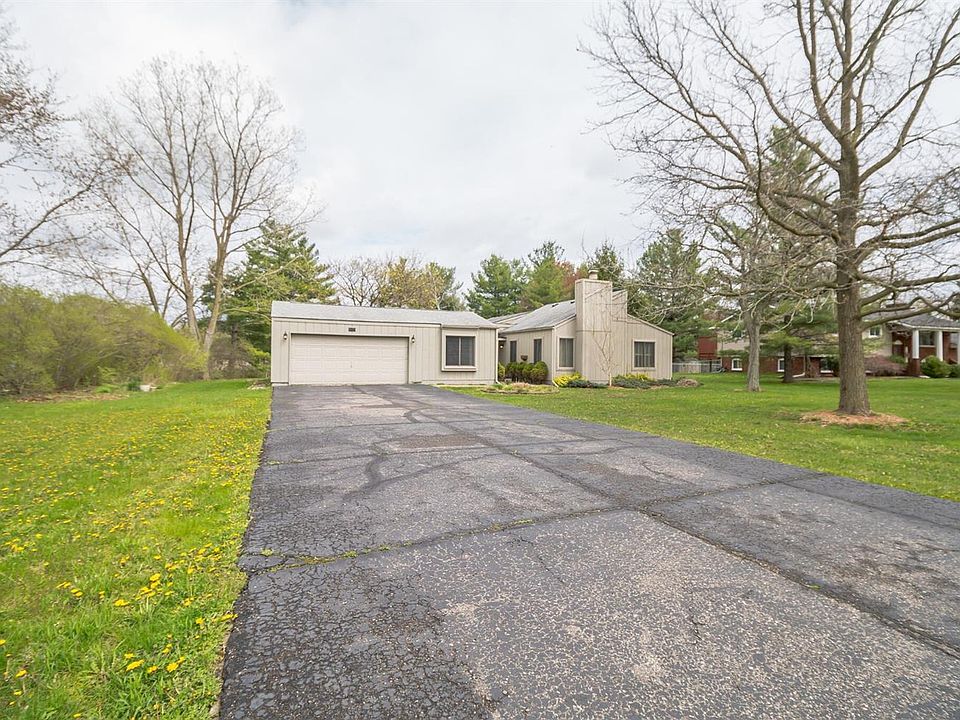 1st image of 5925 Pineview Dr