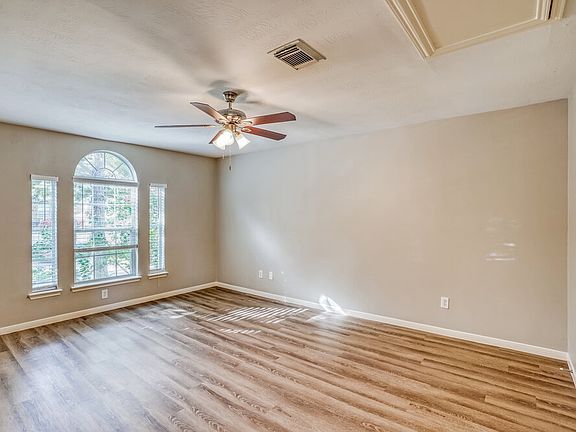 5th image of 2427 Ranch Hollow Ct