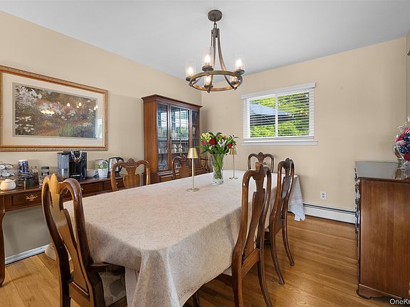 3rd image of 117 Washington Place