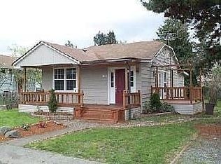 11030 34th Ave NE, Seattle, WA 98125