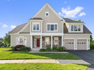 23 Carnoustie Cir #23, Bloomfield, CT 06002