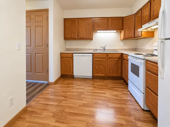 Guilford Apartments, 5582 Guilford Rd #4, Madison, WI 53711