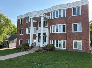 3030 Lynn Ave APT 24, Saint Louis Park, MN 55416