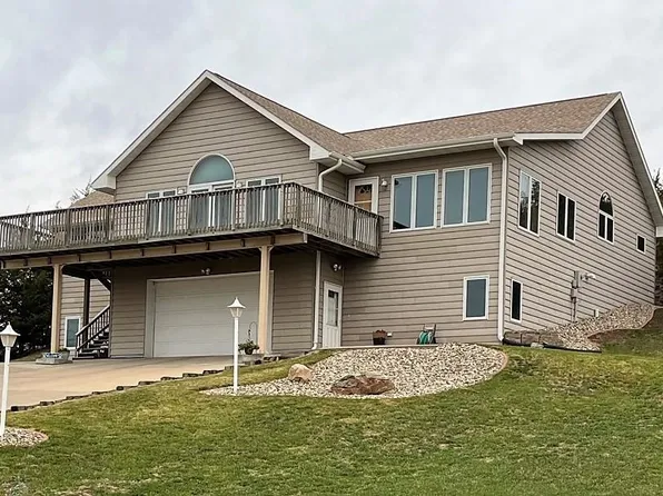 191 Katherine Way, Yankton, SD 57078