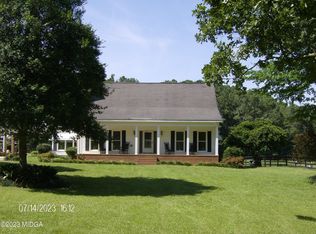 9555 Hopewell Rd, Lizella, GA 31052