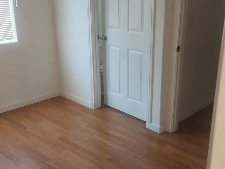 17846 Tribune St #1 — Photo 11