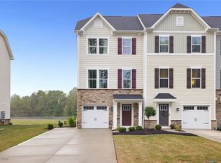 316 E Reno Dr, Louisville, OH