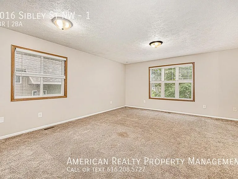1016 Sibley St NW #1 — Photo 3