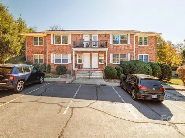 27 Capri #14-D, Hendersonville, NC 28791