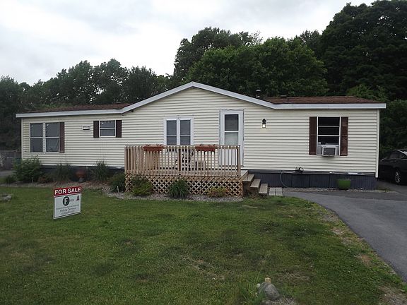 4th image of 29 Lakeside Dr