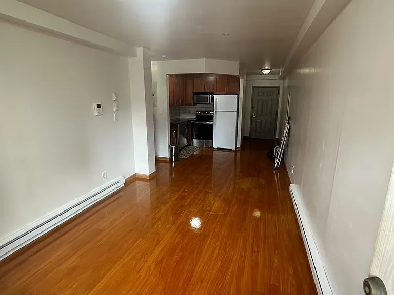 14340 37th Ave #4C — Photo 2