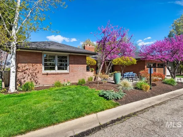 4814 W Roberts Rd, Boise, ID 83705