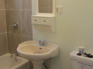 1033 Seneca Ave APT 3L, Ridgewood, NY 11385