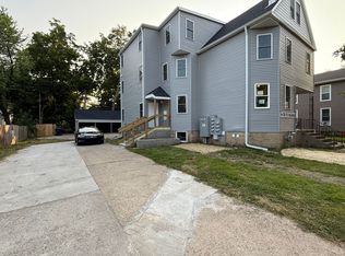 266 S Jackson St, Janesville, WI 53548