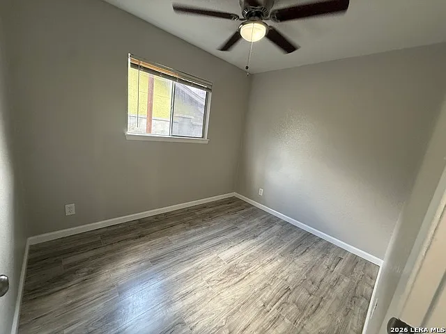 4911 Tennyson Dr — Photo 15