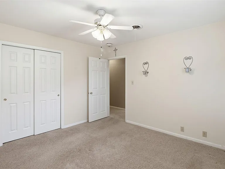 1335 Kathy Ave — Photo 36