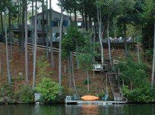 405 Crew Rd, Sanbornville, NH 03872