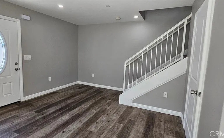 12308 Valley View Ave — Photo 44