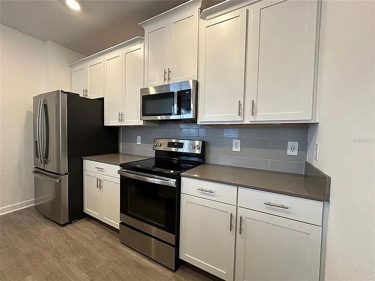 3118 Addison Blvd — Photo 8