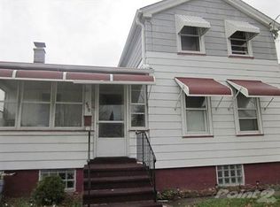 4318 Sheridan Rd, Kenosha, WI 53140