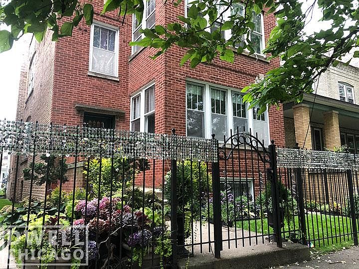 2nd image of 1665 W Winona St #G