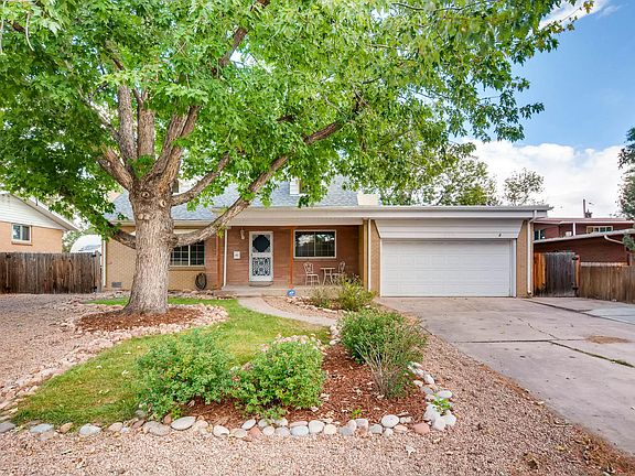 Xeriscaped w/RV access