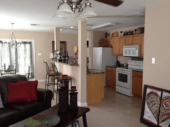3rd image of 123 Jolie Oaks Blvd