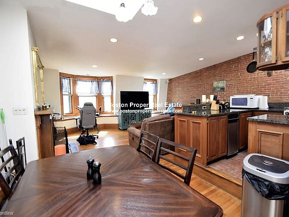 17 Holyoke St. #4 Boston - South End Unit Photo 4
