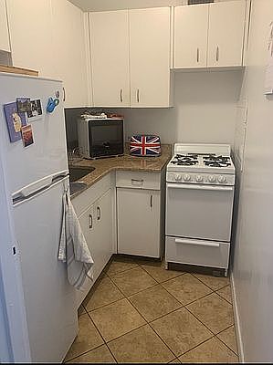 5th image of 175 W 12th St APT 12K