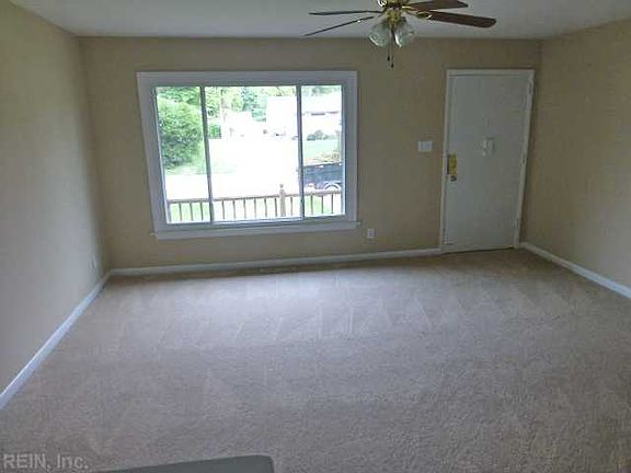 2nd image of 115 Kingwood Dr