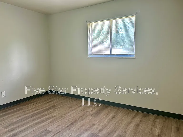 3241 S Douglas Ave #A1 — Photo 10