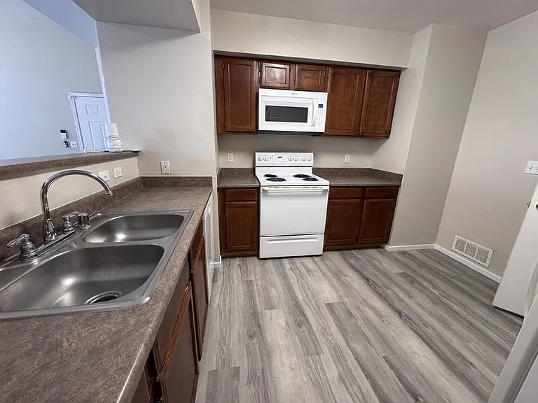 45 Maleena Mesa St #1425 — Photo 5