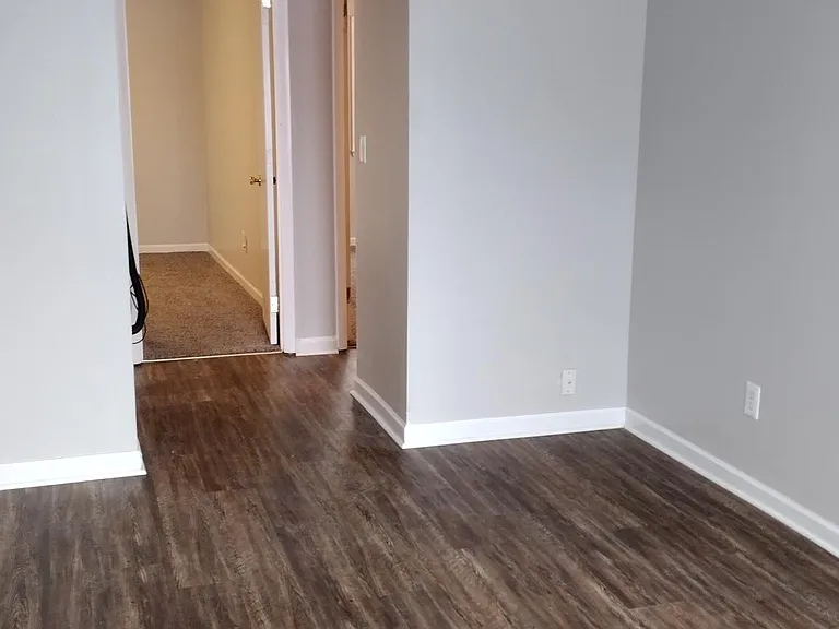 3760 Camelot Dr #1 — Photo 3