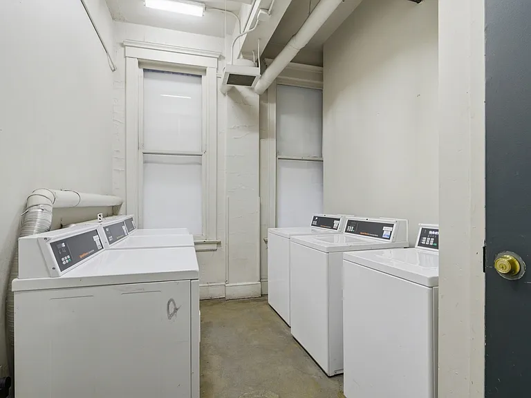 Chamber Lofts — Photo 10