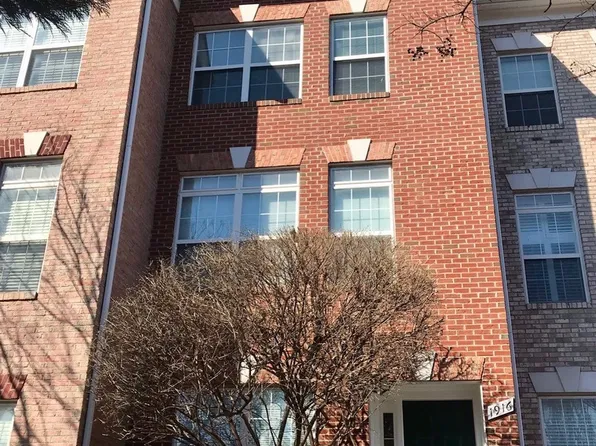 1916 N Adams St, Arlington, VA 22201