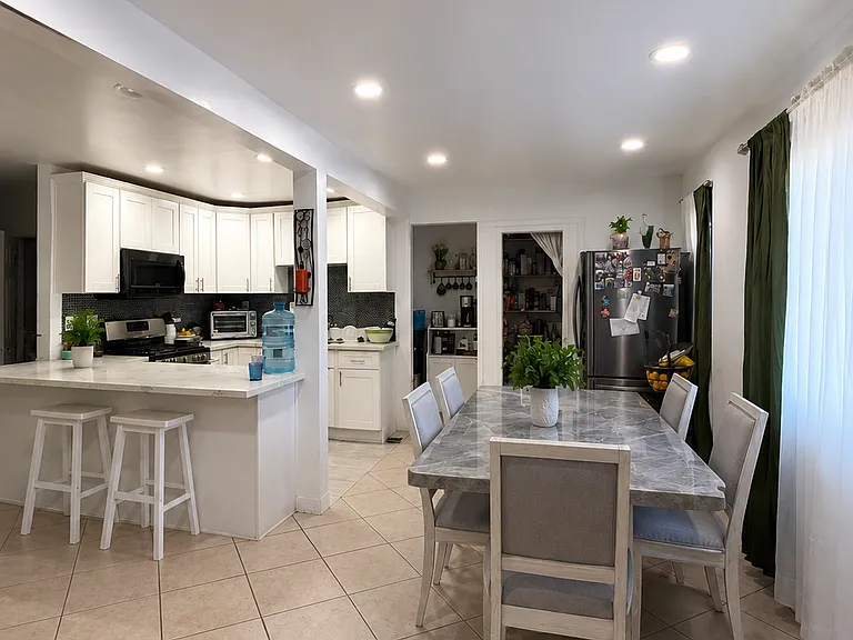 927 Cotton St — Photo 11