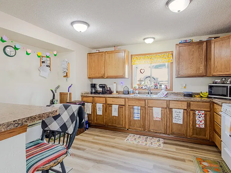 2406 Hill Ave #2 — Photo 5
