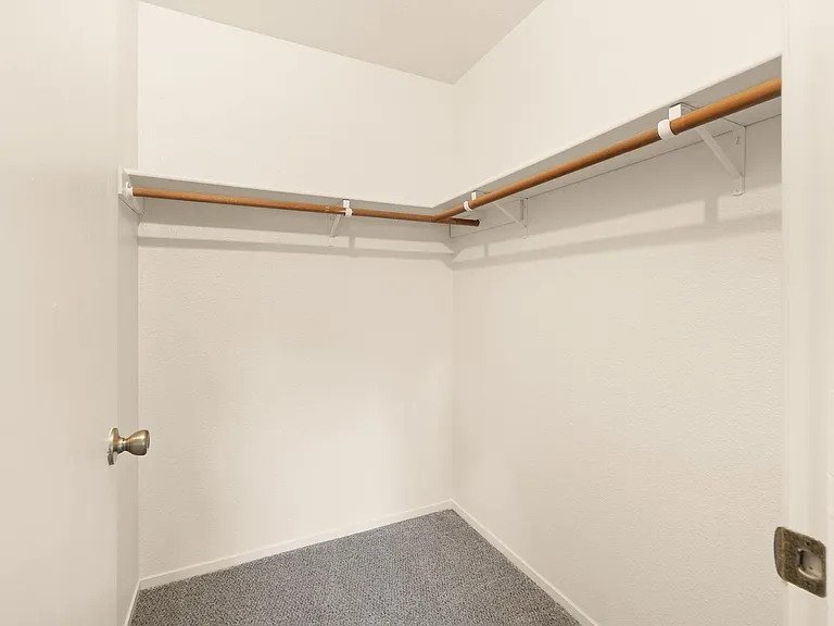 1661 Forest Avenue Apartments — Photo 74
