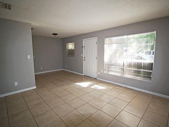 5th image of 4030 LEONARD Circle