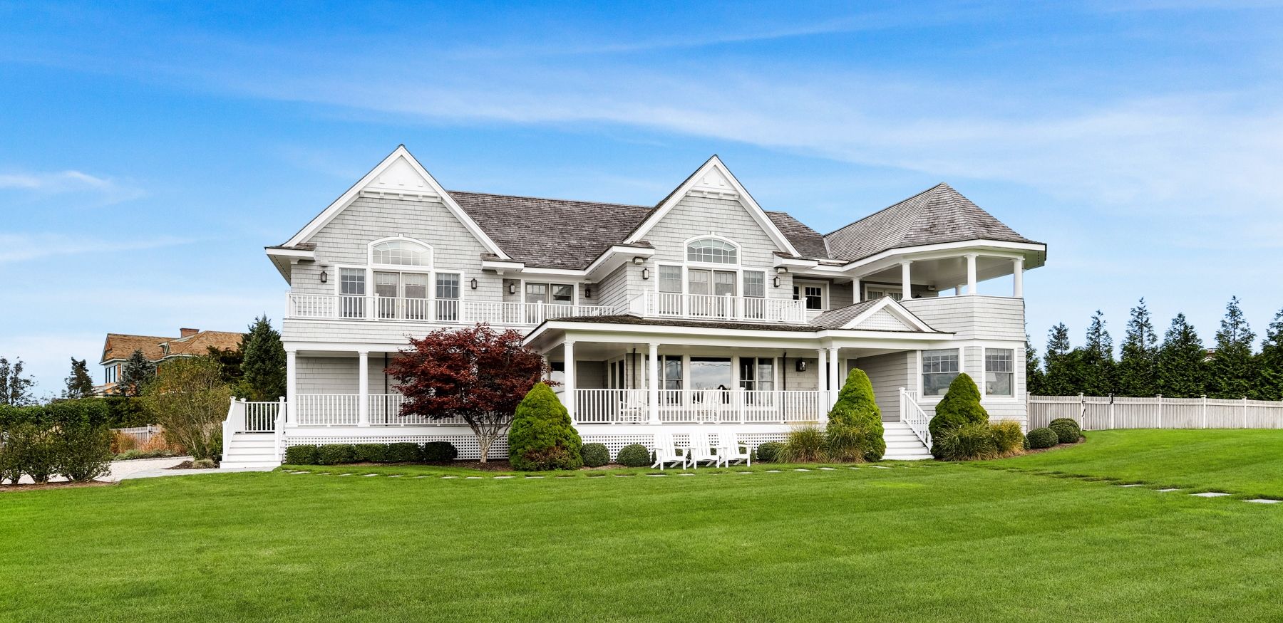 276 Oneck Ln in Westhampton Beach Out East