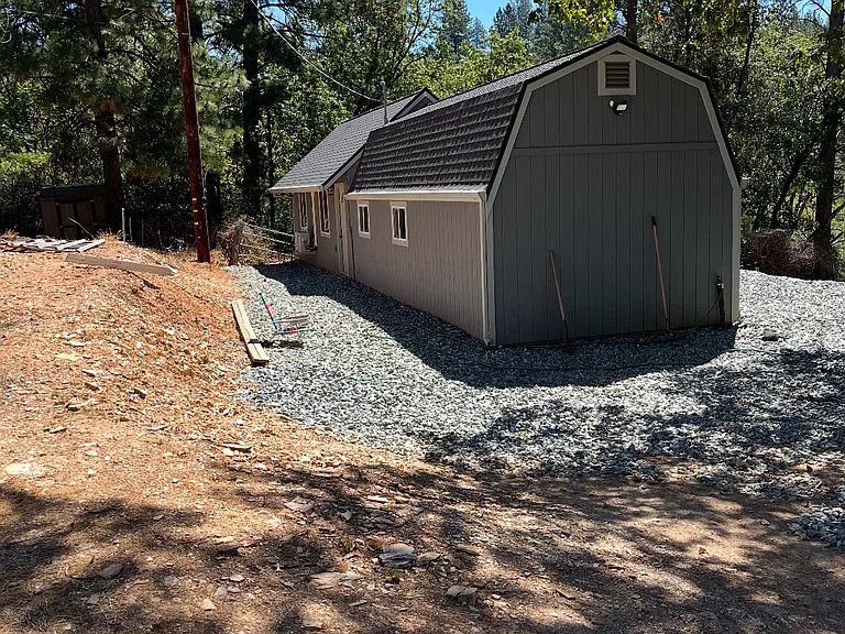 4240 Jacobus Dr — Photo 5