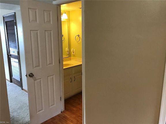 5th image of 1096 Palmerton Dr
