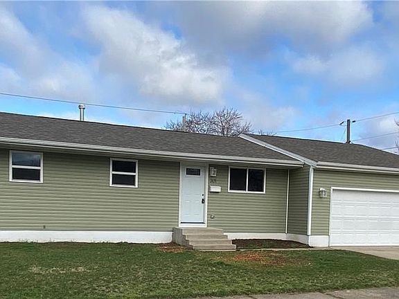 3rd image of 301 Hillhaven Dr