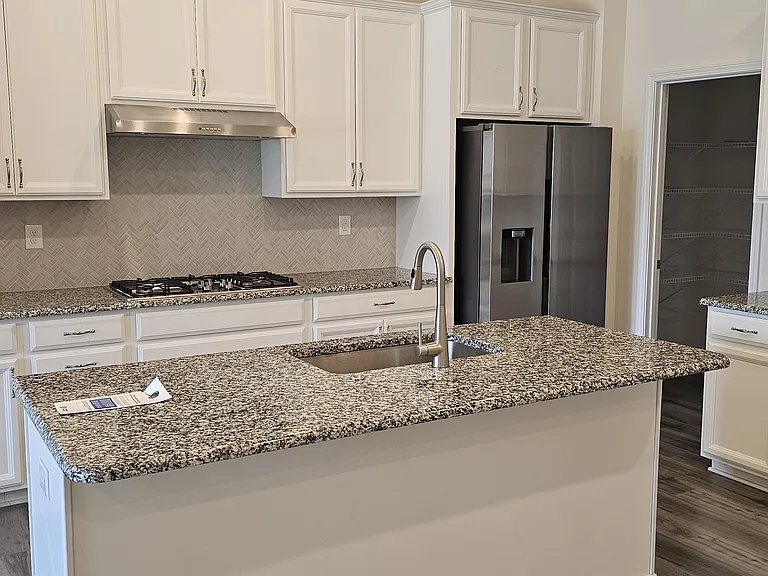 9089 Harwen Ln — Photo 11