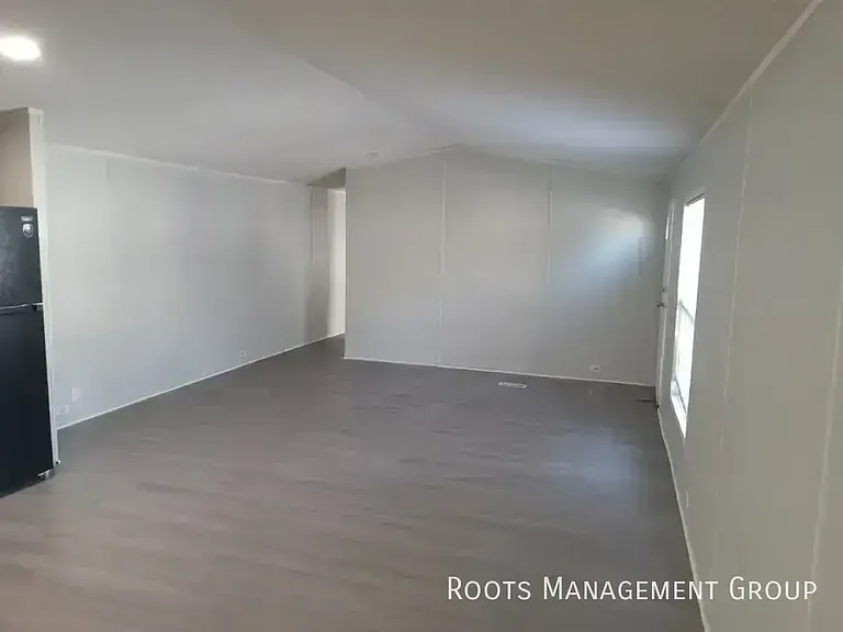 1325 N Franklin St #44 — Photo 4