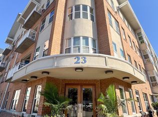 23 Pierside Dr UNIT T-14, Baltimore, MD 21230