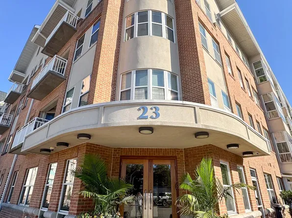 23 Pierside Dr Unit T-14, Baltimore, MD 21230